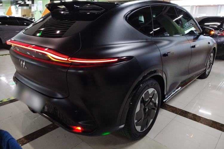 Used IM LS7 2023 90 kWh Elite All-Wheel-Drive Version
