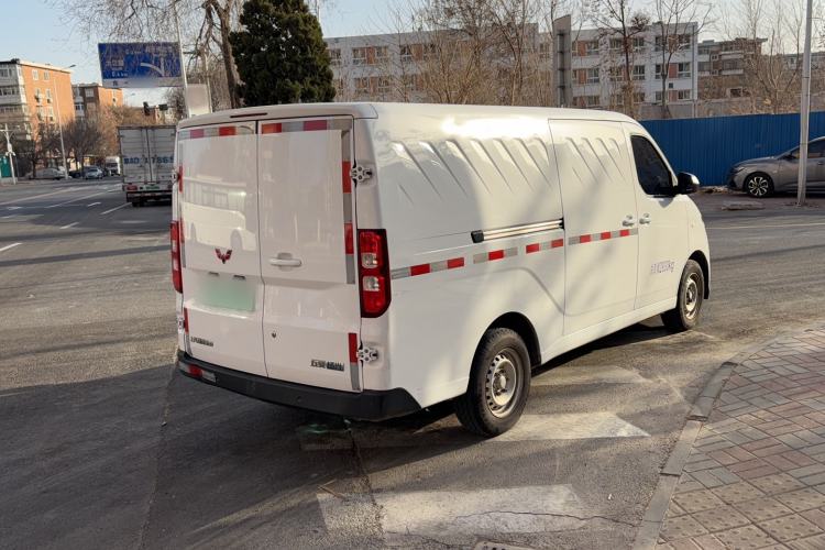 Used Wuling Yangguang 2024 300km Range Practical Window-Sealed Version 60kW