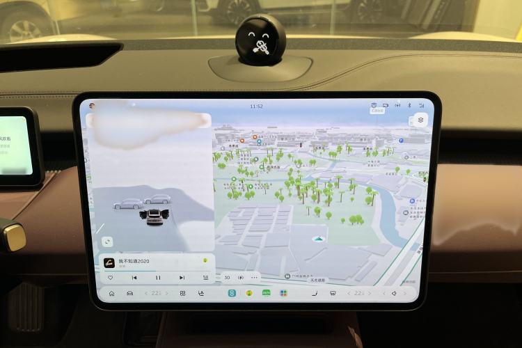 Used Nio ET5T 2025 75 kWh Touring Interior 5