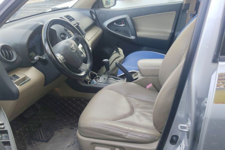 Used Toyota RAV4 2011 2.4L Automatic 4x4 Luxury Edition Left Front Seat