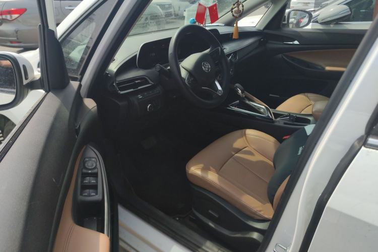 Used Buick GL6 2021 323T Mild Hybrid Connect Prestige Model