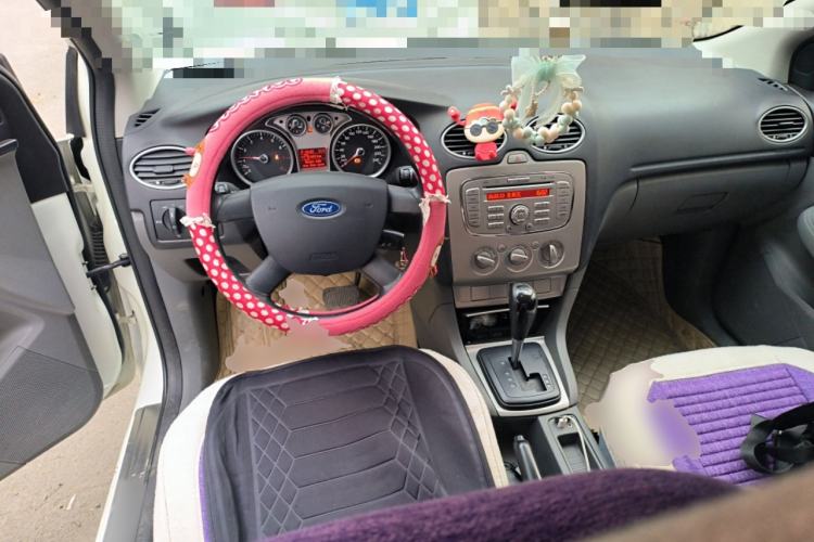 Used Ford Focus 2013 Hatchback Classic 1.8L Automatic Base Model
