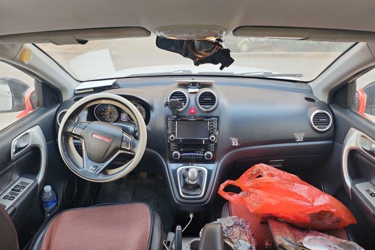 Used Haval H6 2013 Upgraded Model 1.5T Manual Two-Wheel Drive Elite Version