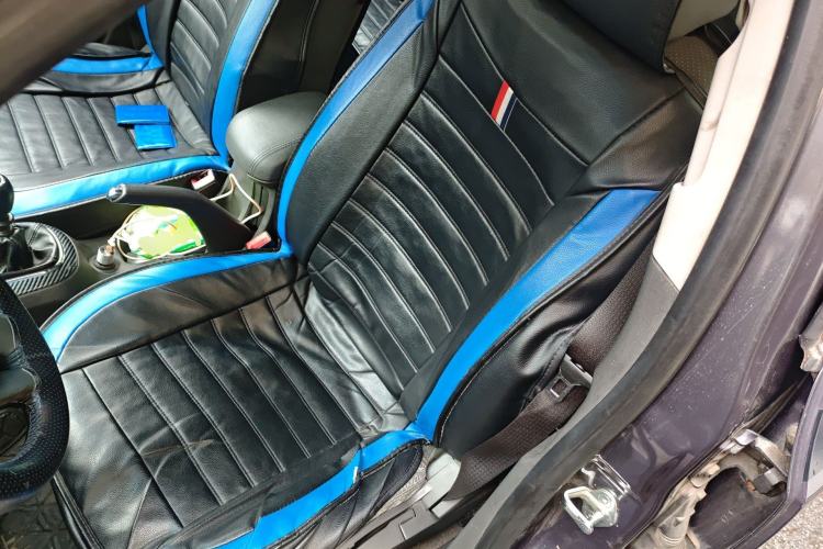 Used Chevrolet Cruze 2011 1.6L SE MT Transformers Edition Left Front Seat