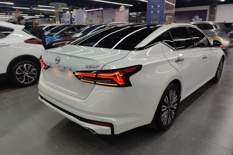 Used Nissan Teana 2022 2.0L XL-TLS Enjoyment Edition
