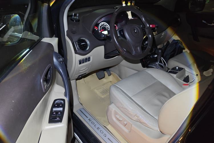 Used Renault Koleos 2012 2.5L 4x4 Comfort Edition with Navigation