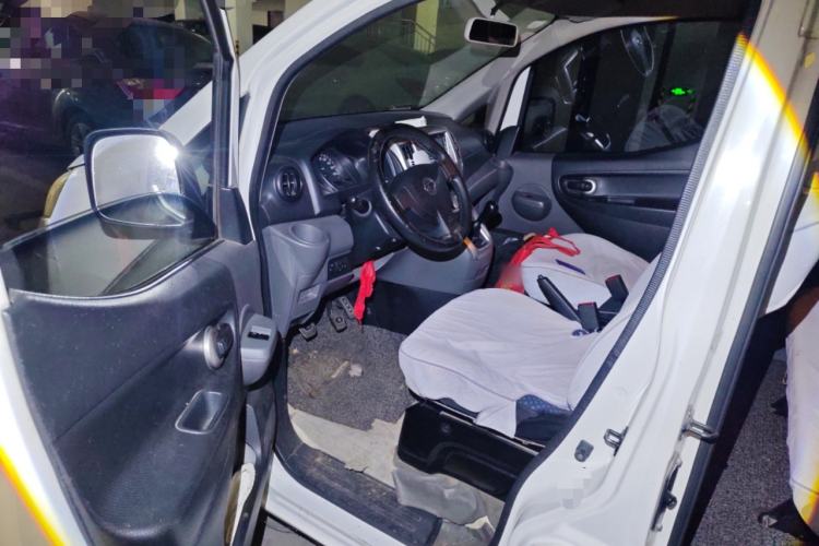 Used Nissan NV200 2010 1.6L Luxury Model Driver Seat