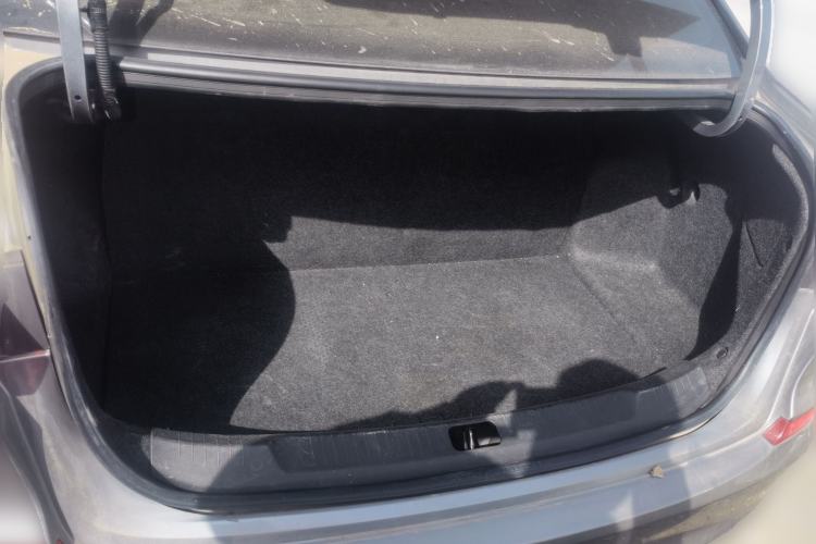 Used Chevrolet Monza 2020 Light Hybrid Redline 320T Dual-Clutch Joyful Edition Trunk