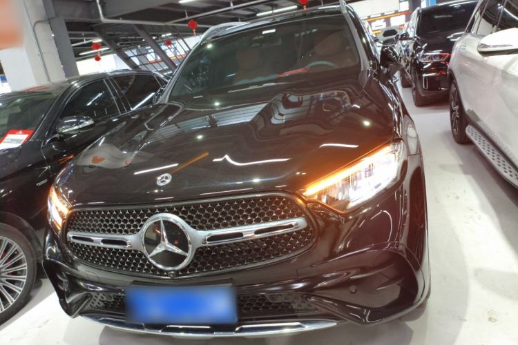 Used Mercedes-Benz GLC 2025 GLC 300 L 4MATIC Dynamic Model 5 Seats
