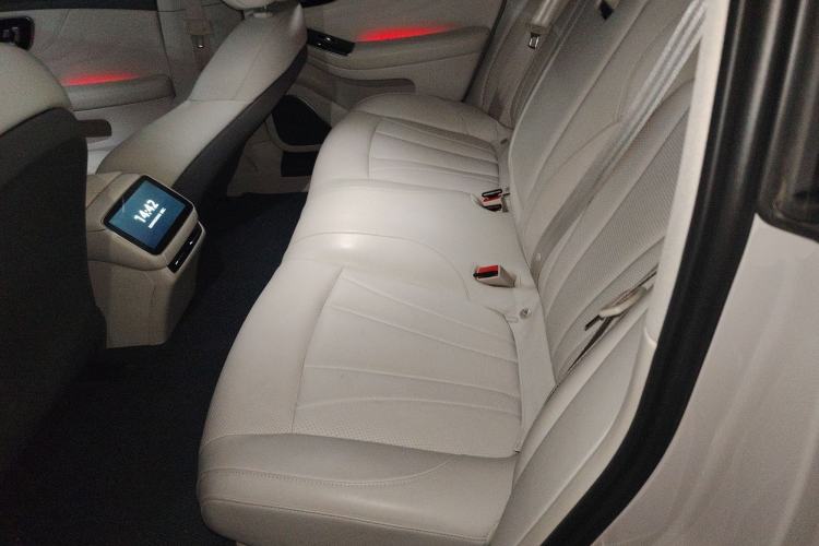 Used Rising R7 2023 Rear-Drive Screen King Edition