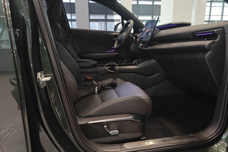 Used Lynk & Co 06 EM-P 2024 EM-P 126 Long-Range Max