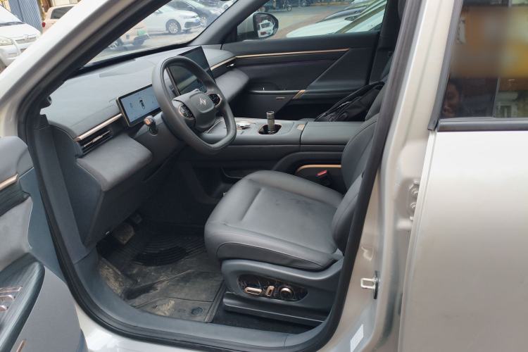 Used Dongfeng eπ eπ008 2024 210Max Range-Extended Version 6 Seats