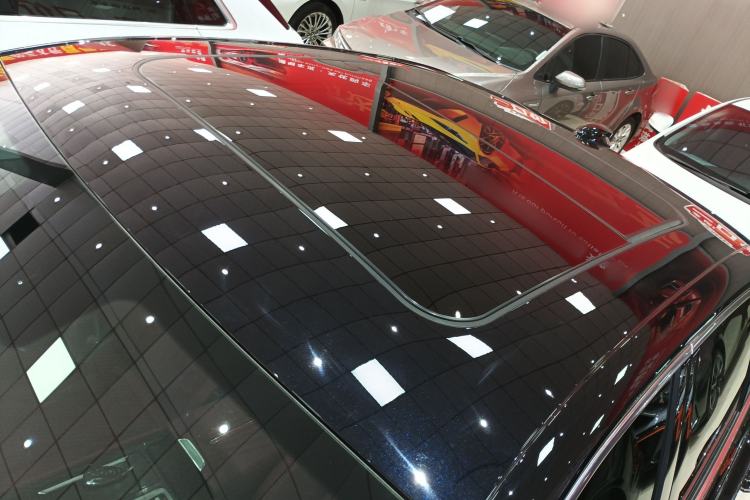 Used Hongqi H5 2025 2.0T Automatic Flag Edition – 500 000 Units Commemorative Version