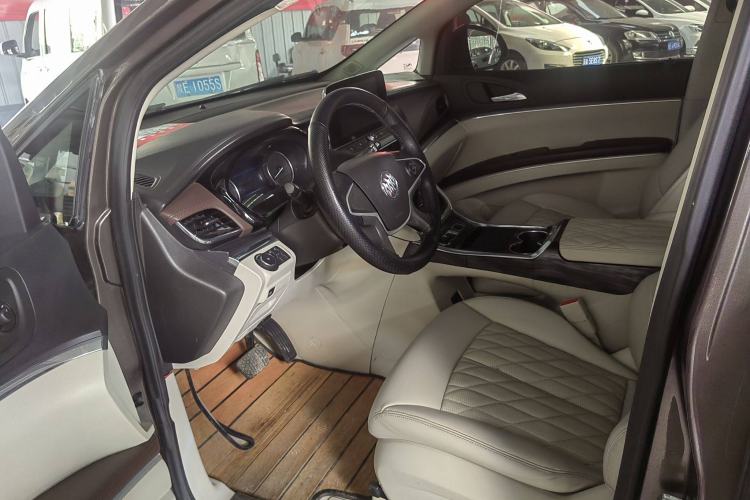 Used Buick GL8 2021 Land Cruiser Executive Class 652T Comfort Model