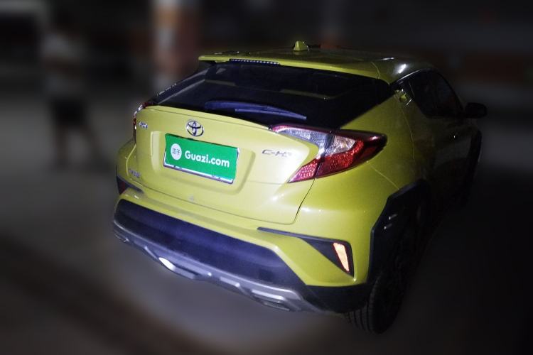 Used Toyota C-HR 2018 2.0L Coolway Leading Edition China V Standard Rear Right 45 Deg