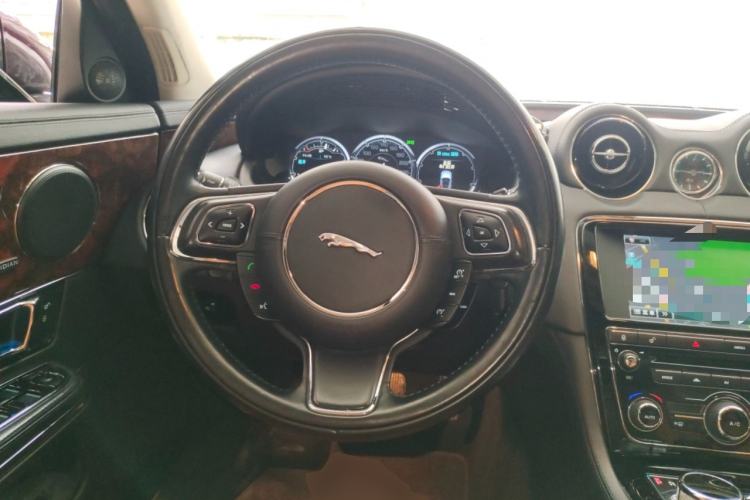 Used Jaguar XJ 2014 XJL 2.0T Two-Wheel Drive Panoramic Business Edition