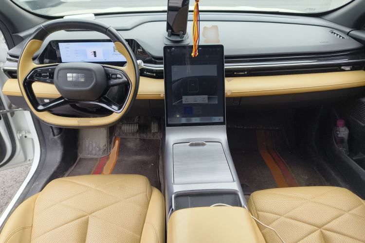 Used Geely Galaxy L6 2024 125km PLUS Dragon Edition