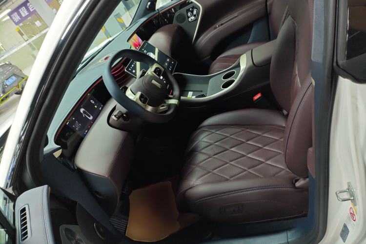 Used Avatr 11 2025 Max All-Electric Four-Wheel Drive