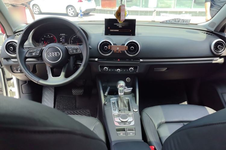 Used Audi A3 2017 Sportback 35 TFSI Style Edition Center Console