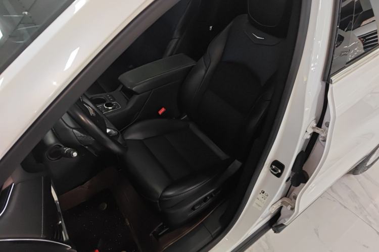 Used Cadillac XT4 2021 28T Two-Wheel Drive Tech Edition