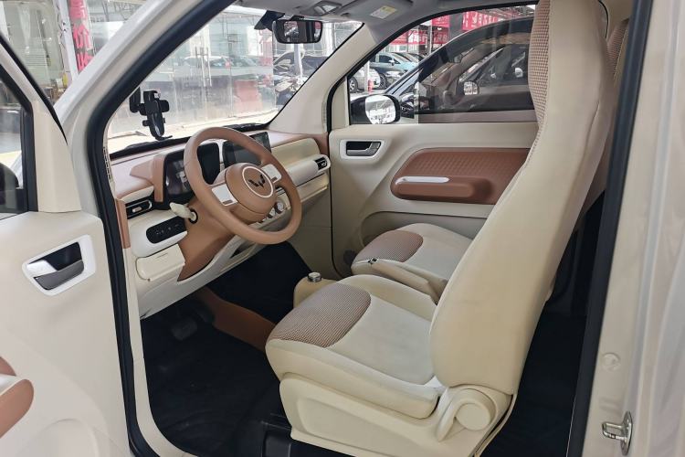 Used Wuling Hongguang MINIEV 2024 3rd Generation 215km Advanced Version