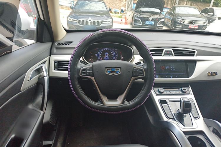 Used Geely Auto Emgrand X7 Sport 2020 1.8TD DCT Two-Wheel Drive Smart Connect 4G-Enabled Version
