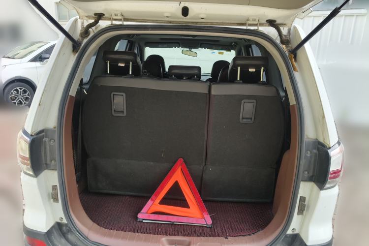 Used FORTHING SX6 2016 1.6L CVT Deluxe Model Trunk