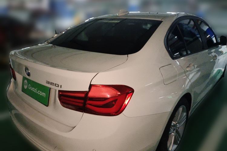 Used BMW 3 Series 2016 320i Fashion Model
