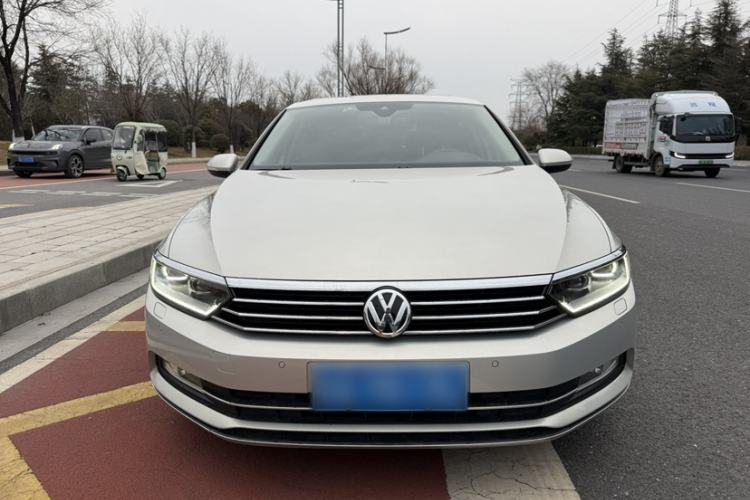 Used Volkswagen Magotan 2018 330TSI DSG Luxury Model