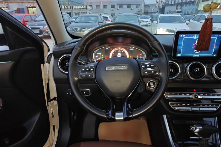 Used TRAUM MEET 3 2018 1.5T CVT Luxury Model
