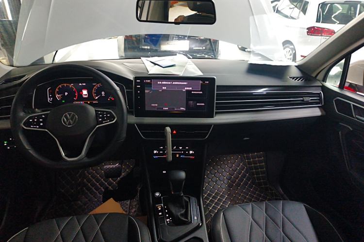 Used Volkswagen Tiguan L 2022 330TSI Automatic Two-Wheel Drive Smart Edition