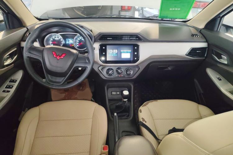 Used Wuling Hongguang 2021 1.5L Facelift S Comfort Version Hydraulic Power Steering LAR Center Console