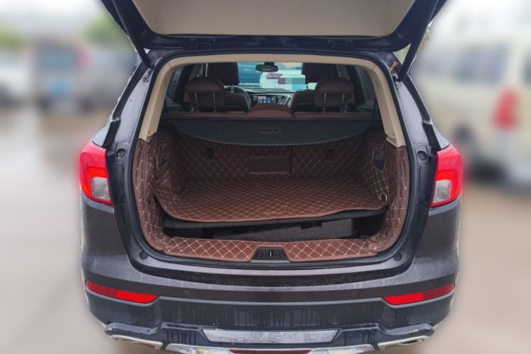 Used Buick Envision 2017 28T Four-Wheel Drive Luxury Model Trunk