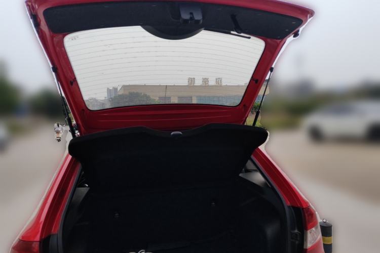 Used Skoda Rapid Spaceback 2014 1.4TSI DSG Enjoyment Edition Trunk