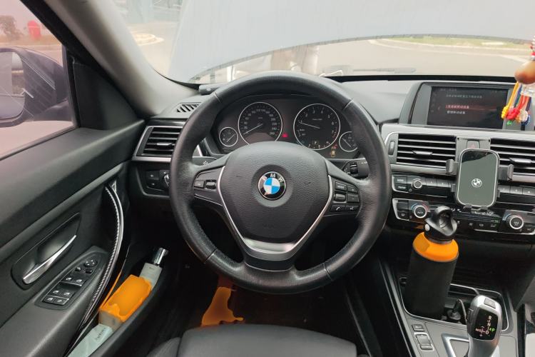 Used BMW 3 Series GT 2018 320i Sport Edition
