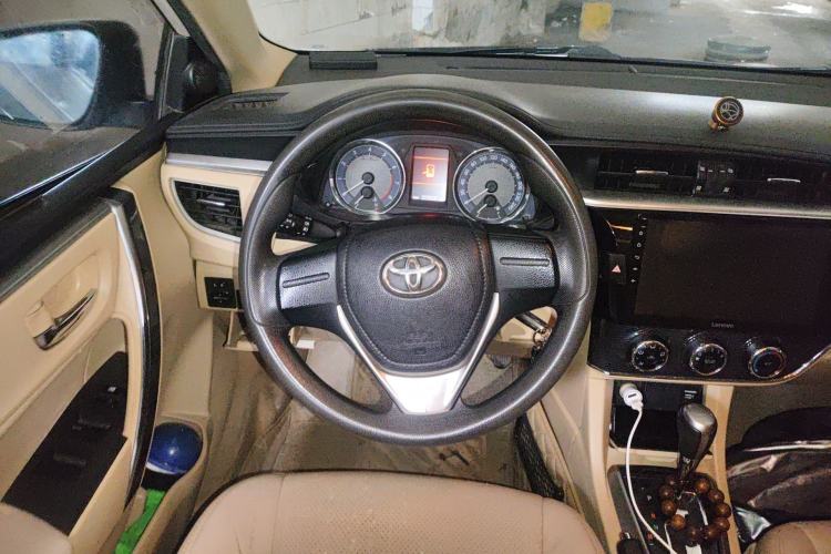 Used Toyota Corolla 2014 1.6L CVT GL-i
