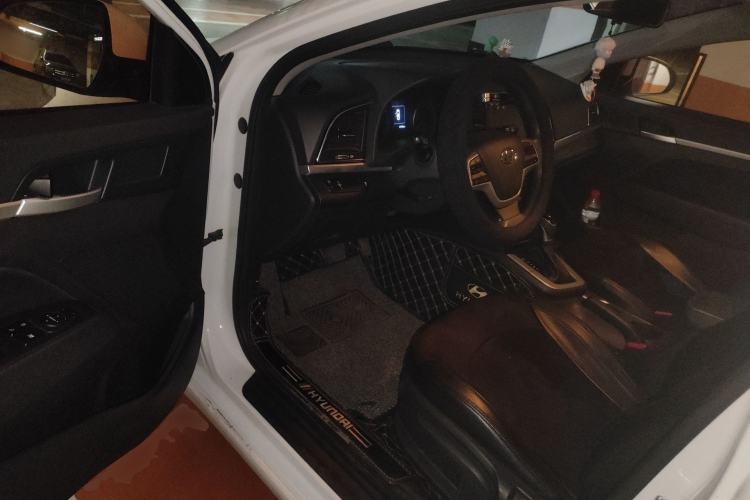 Used Hyundai Elantra (6th Generation / Lingdong) 2016 1.6L Automatic ZhiXuan – Elite Version Driver Seat