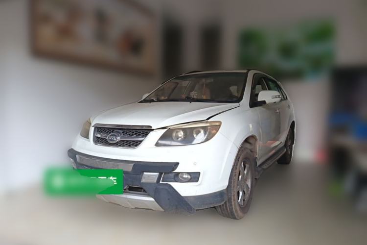 Used BYD S6 2013 Platinum Edition 2.0L Manual Luxury Model