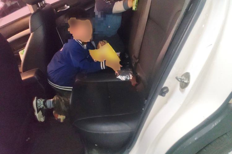 Used Kia kx1 Stonic 2019 1.4L Automatic Fun Edition China VI Left Rear Seat