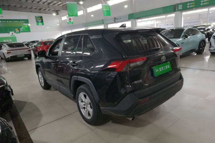 Used Toyota RAV4 2022 2.0L CVT Two-Wheel Drive Urban Edition
