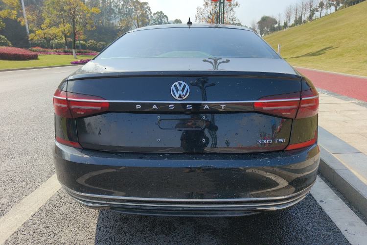 Used Volkswagen Passat 2019 330TSI Elite Edition China VI
