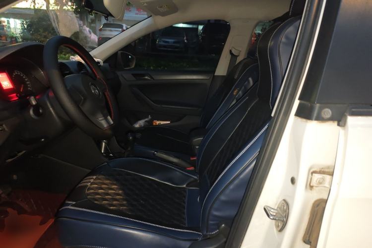 Used Volkswagen Jetta 2015 Zhuihui Edition 1.4L Manual Fashion Model Left Front Seat