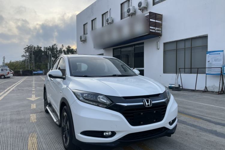 Used Honda Vezel 2017 1.8L CVT Front-Wheel Drive Pioneer Edition