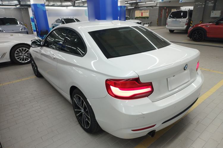 Used BMW 2 Series 2018 220i Sport Design Package