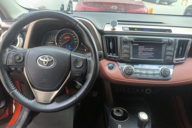 Used Toyota RAV4 2013 2.5L Automatic 4x4 Prestige Edition
