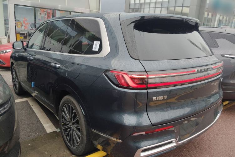 Used Geely Galaxy M9 2025 Model 230km Two-Wheel-Drive Exploration Edition Rear Left 45 Deg