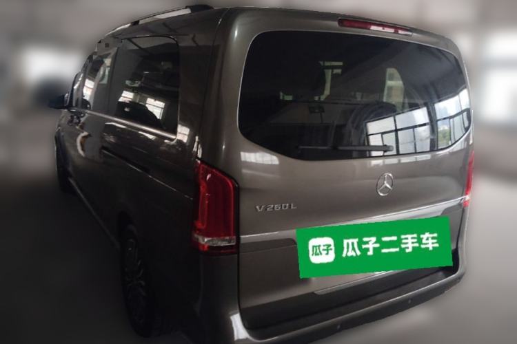 Used Mercedes-Benz V-Class 2017 V 260 L Prestige Extended Edition Rear Left 45 Deg