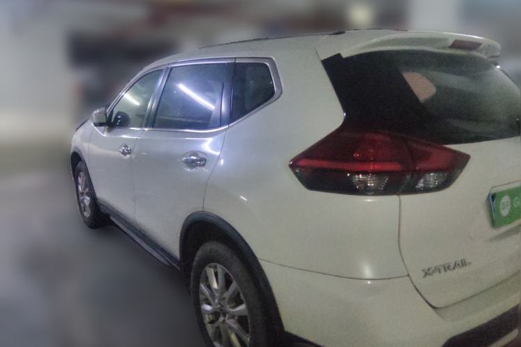 Used Nissan X-Trail 2019 2.0L CVT 7-Seater Comfort Version 2WD