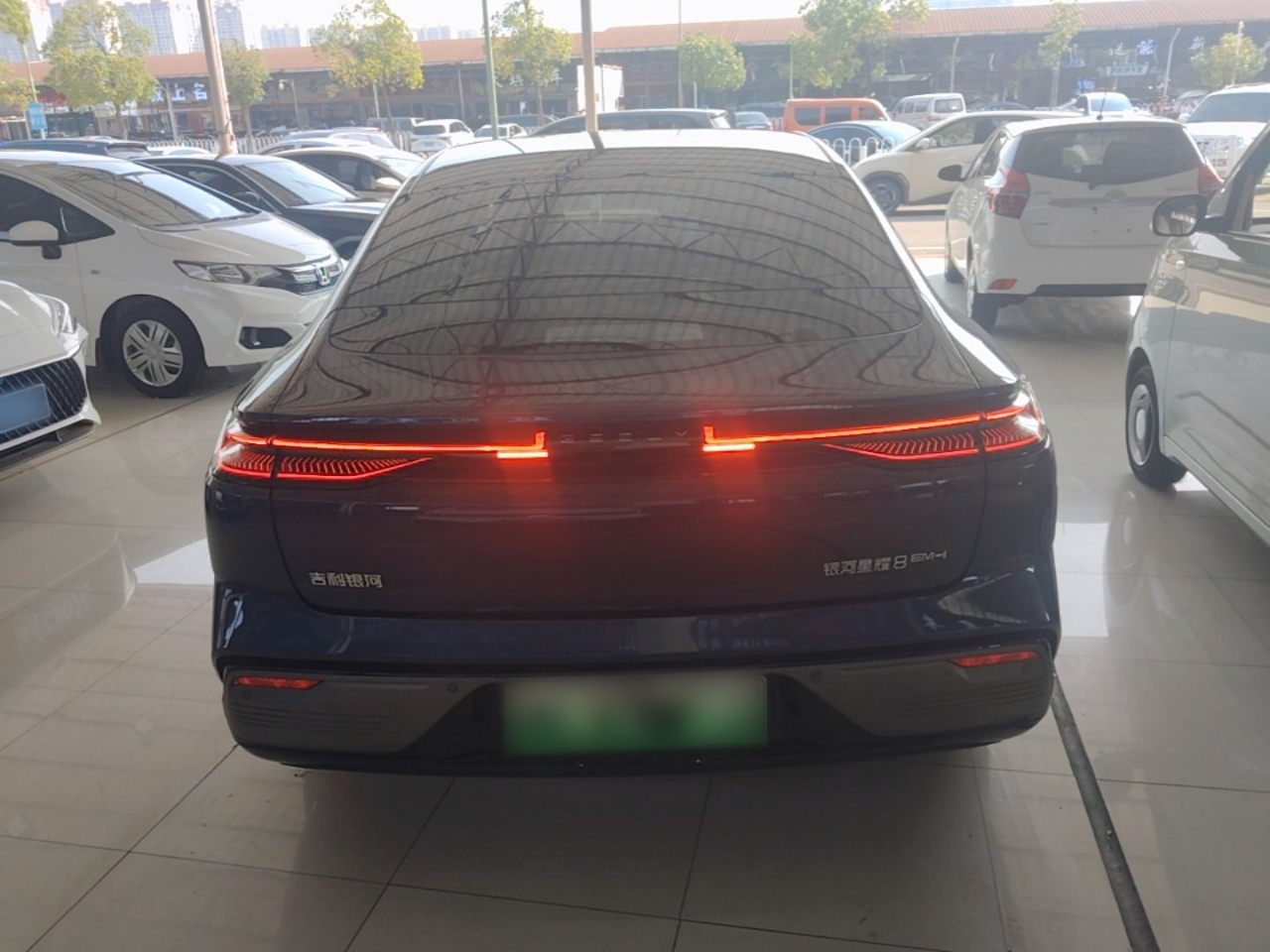 Geely Galaxy 8 2025 130km EM-i Prestige Edition — снимка 5