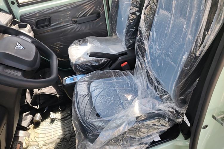 Used REACH MINI Truck 2025 Model 150 km Flatbed—Striving Type
